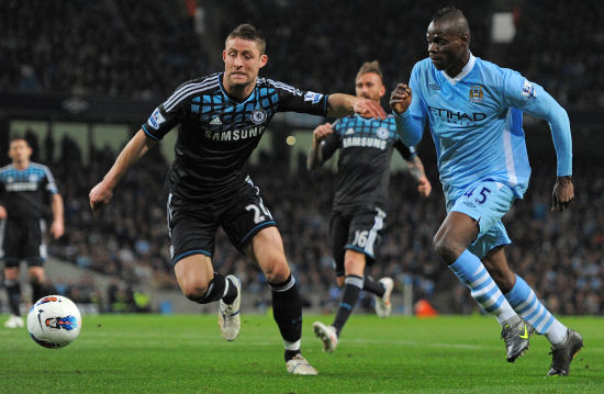 通过出色的 通过出色的